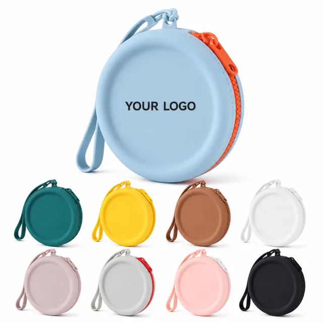 Silicone Pet Treat Pouch For Training And Outings